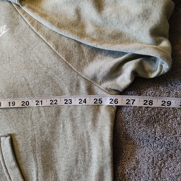 Nike Club Essentials Fleece Hoodie Size Large Green Activewear - Picture 6 of 9
